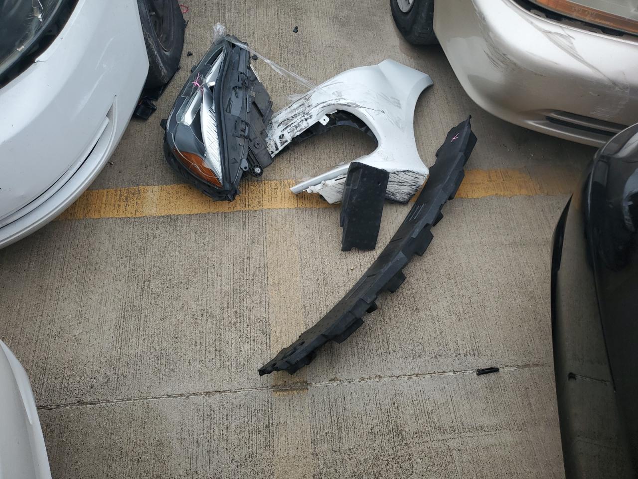 WDDHF5KBXFB100123 2015 Mercedes-Benz E 350