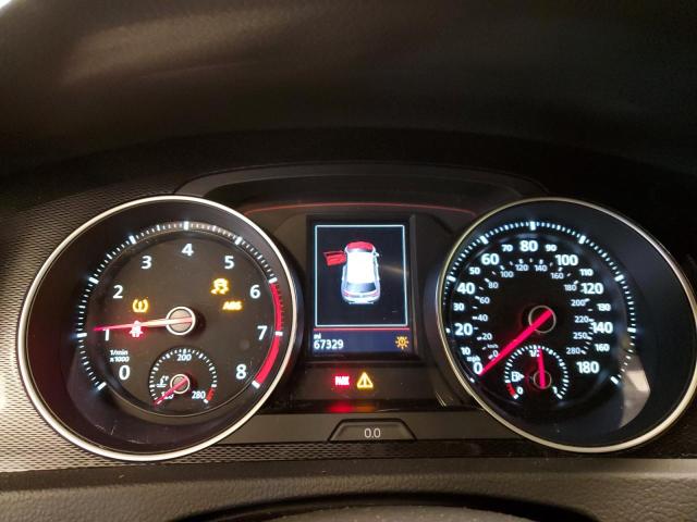 2017 Volkswagen Golf GTI - Image 9