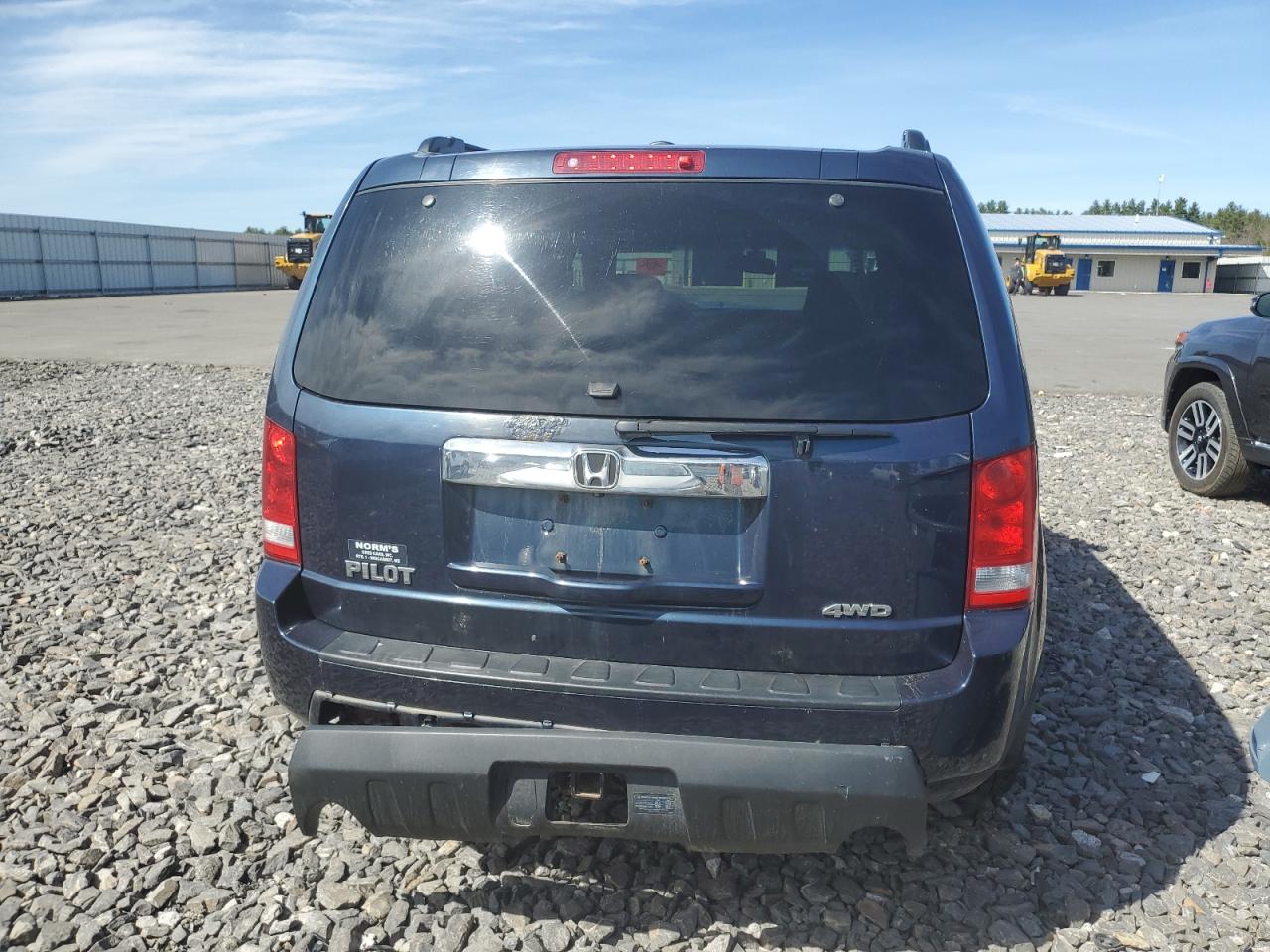 5FNYF4H52BB030548 2011 Honda Pilot Exl