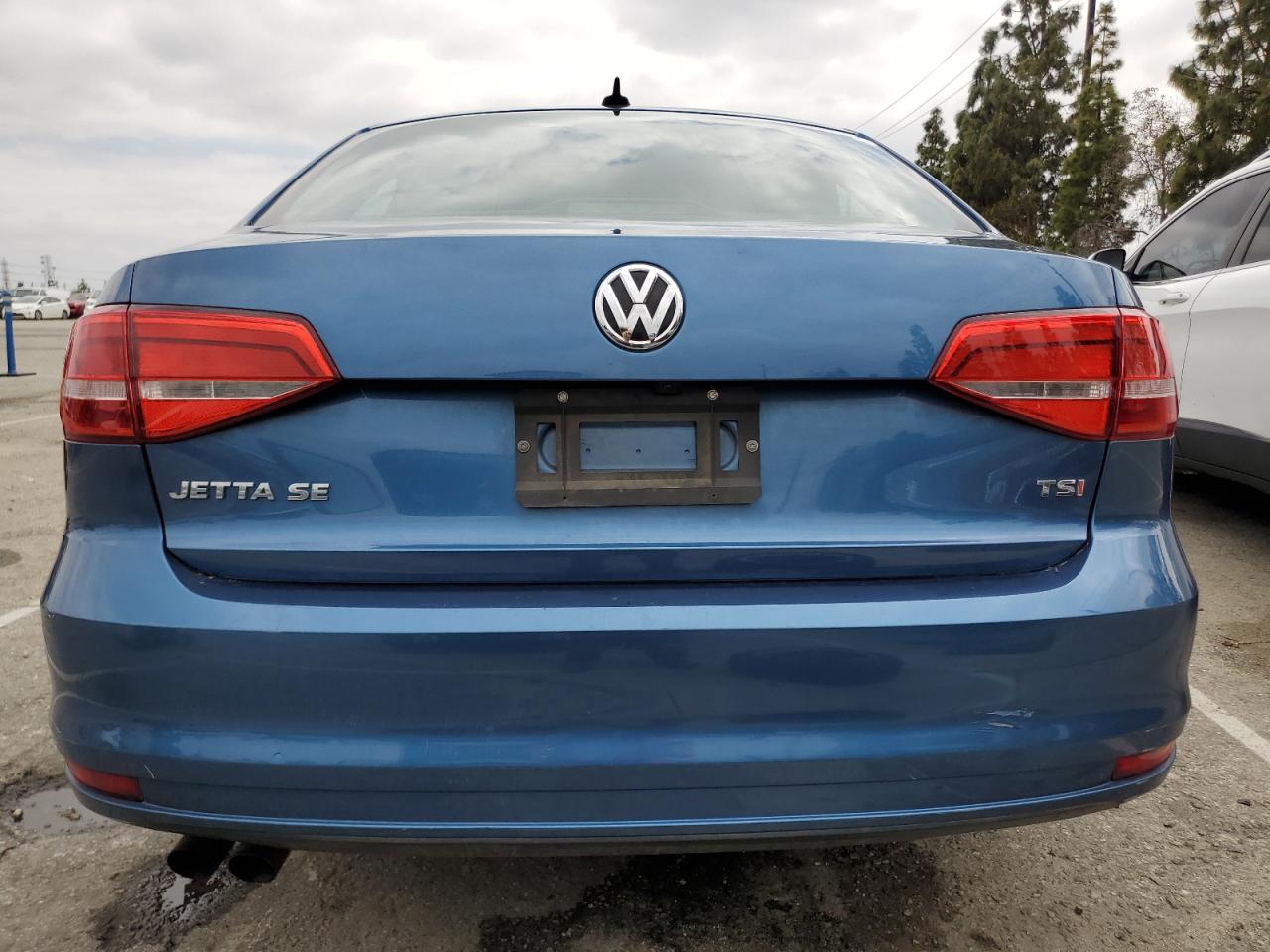 3VWD17AJ0FM326978 2015 Volkswagen Jetta Se