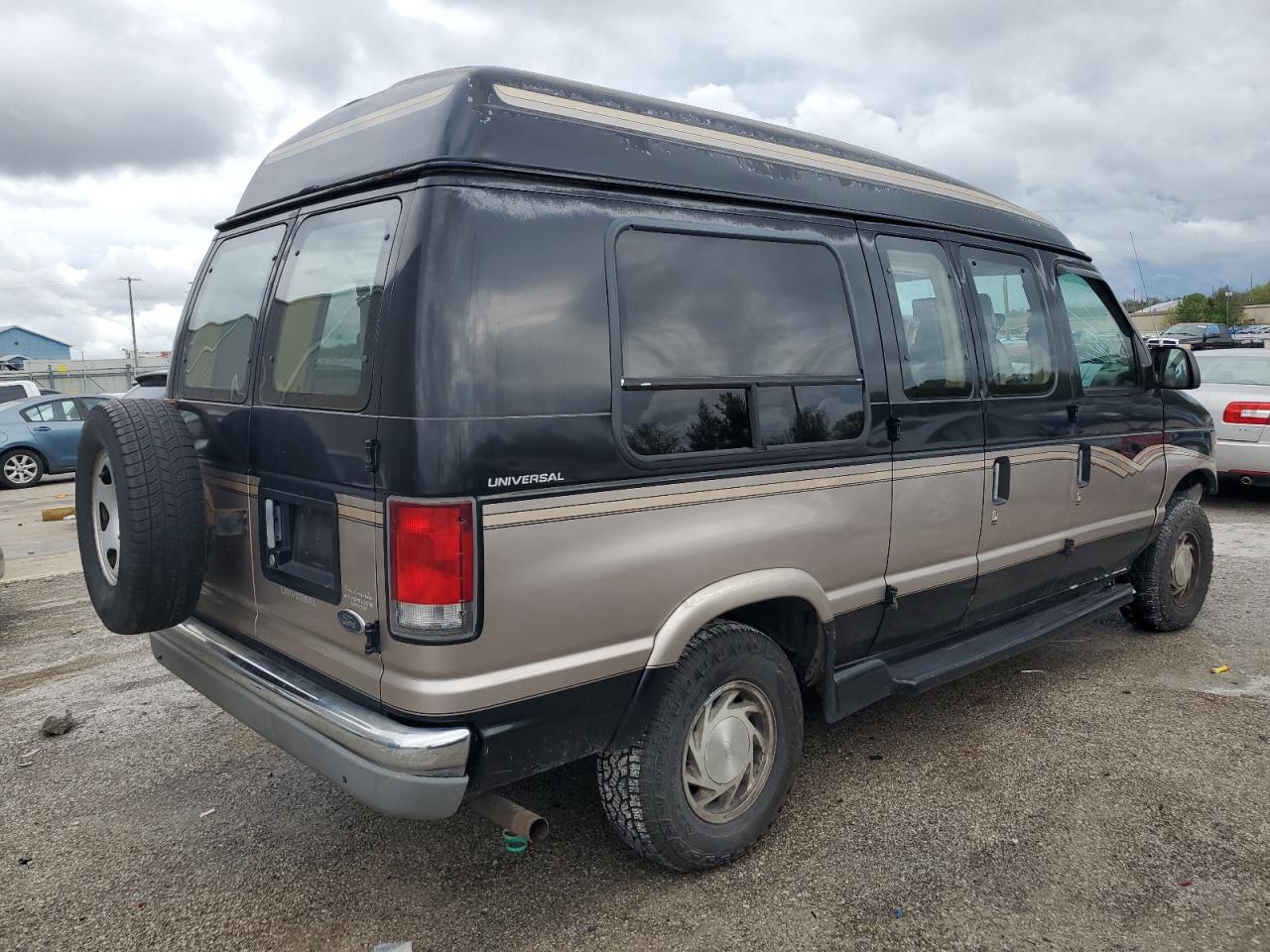 1FDRE1460WHB97724 1998 Ford Econoline E150 Van