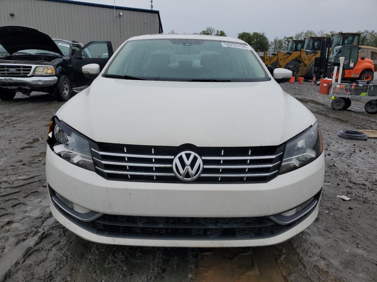 1VWBN7A30EC112019 2014 Volkswagen Passat Se