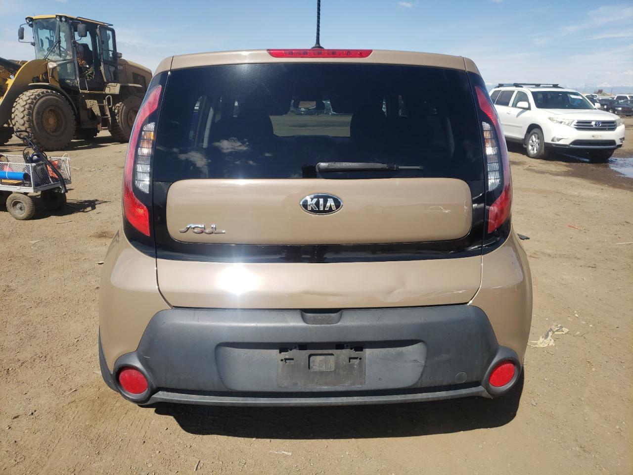 KNDJN2A2XF7162266 2015 Kia Soul