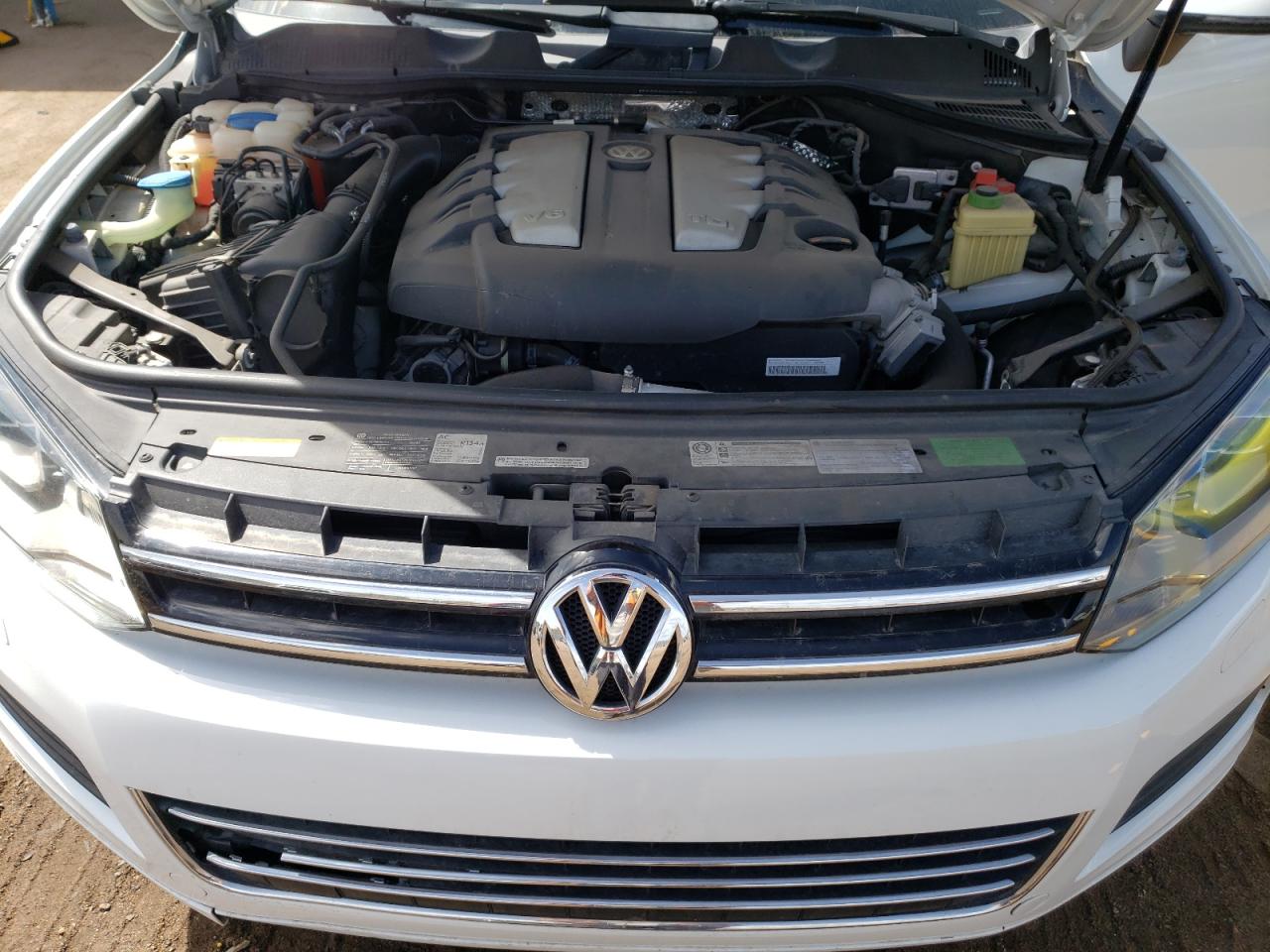 WVGEK9BP0CD006954 2012 Volkswagen Touareg V6 Tdi