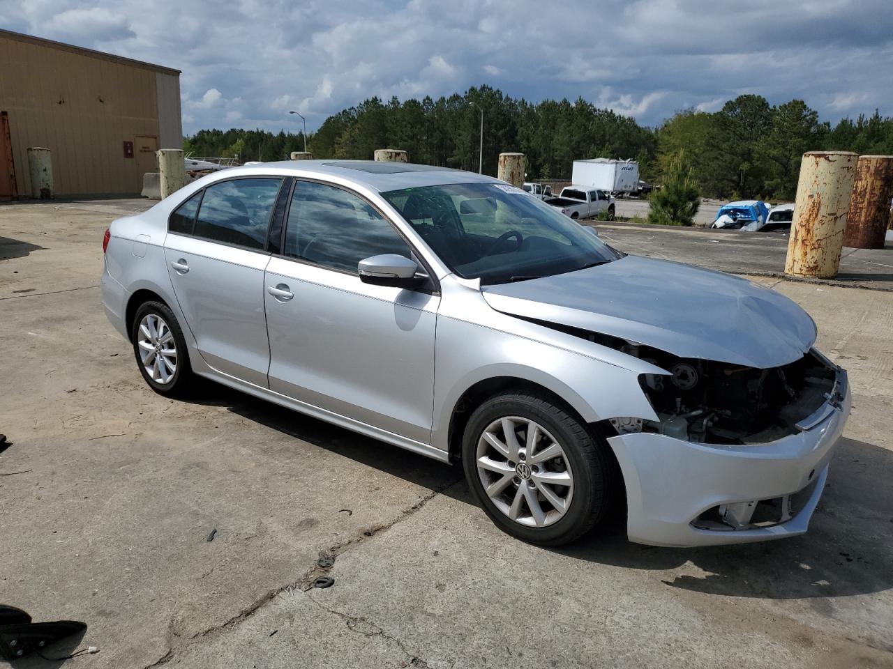 3VWDX7AJ2BM303694 2011 Volkswagen Jetta Se