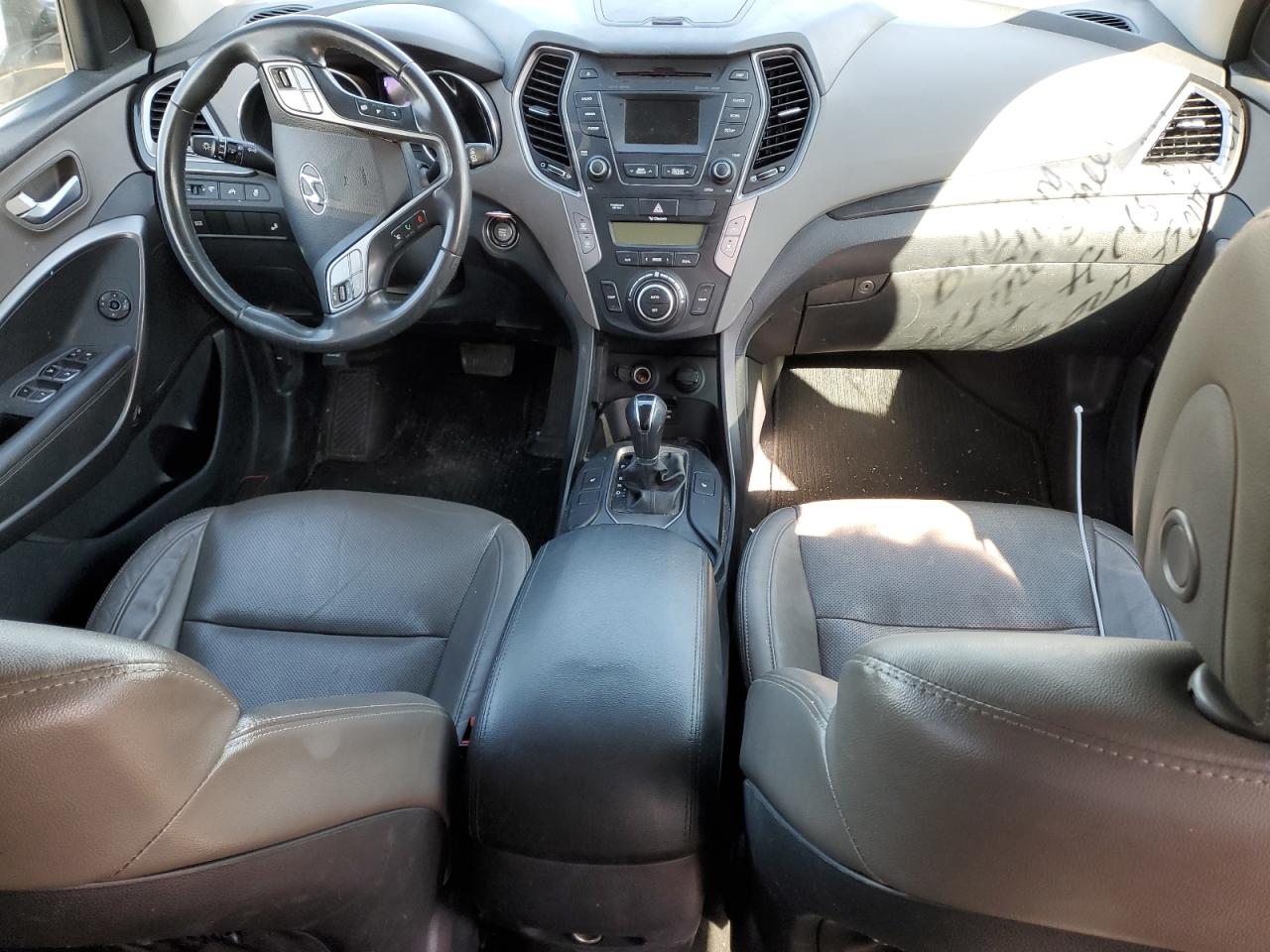 KM8SN4HF3GU131898 2016 Hyundai Santa Fe Se