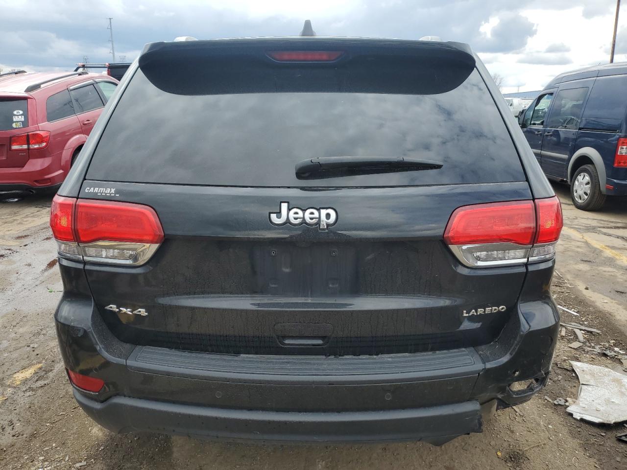 2018 Jeep Grand Cherokee Laredo vin: 1C4RJFAG2JC303705