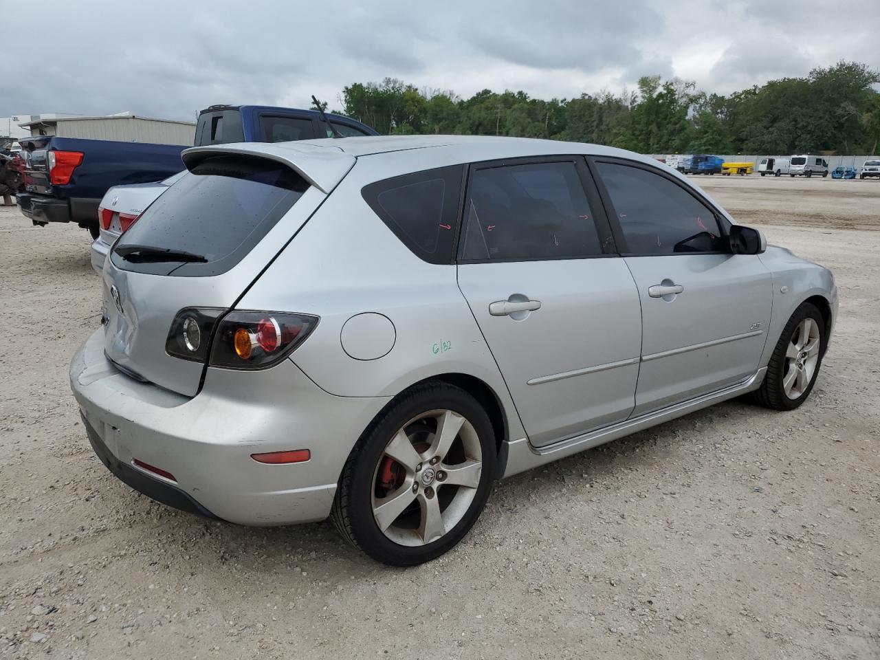 JM1BK143151313752 2005 Mazda 3 Hatchback