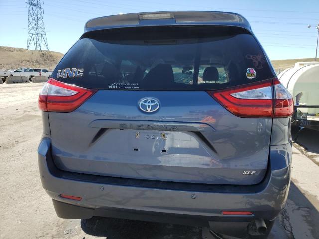 2017 Toyota Sienna - Image 6