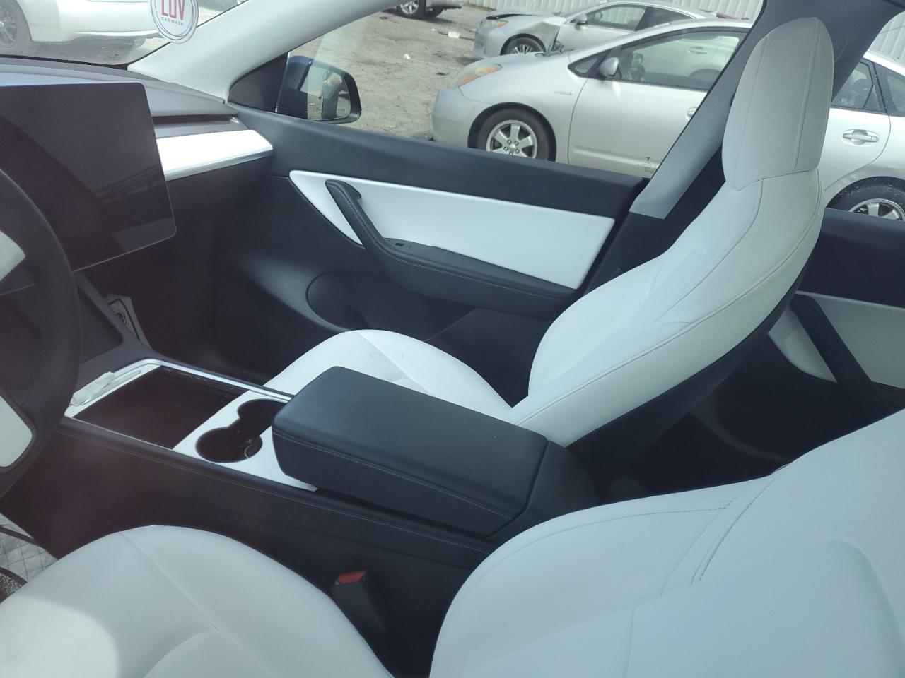 5YJYGDEFXMF258181 2021 Tesla Model Y