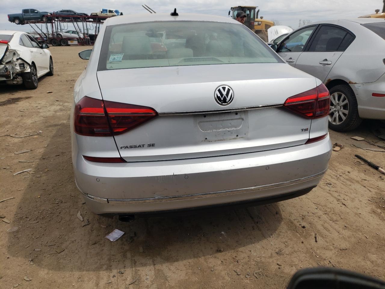 1VWBA7A34JC031966 2018 Volkswagen Passat Se