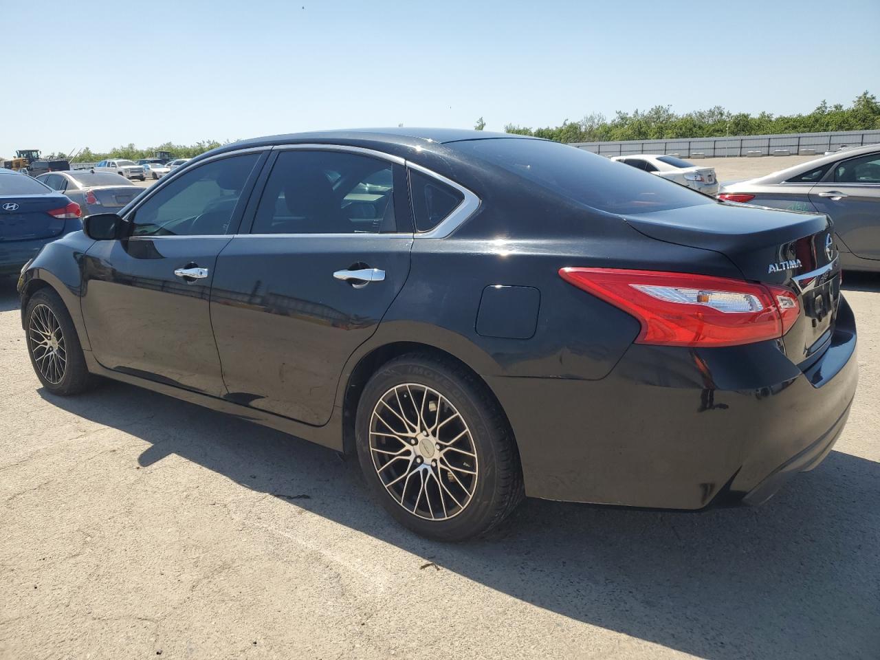 1N4AL3AP6GN366881 2016 Nissan Altima 2.5