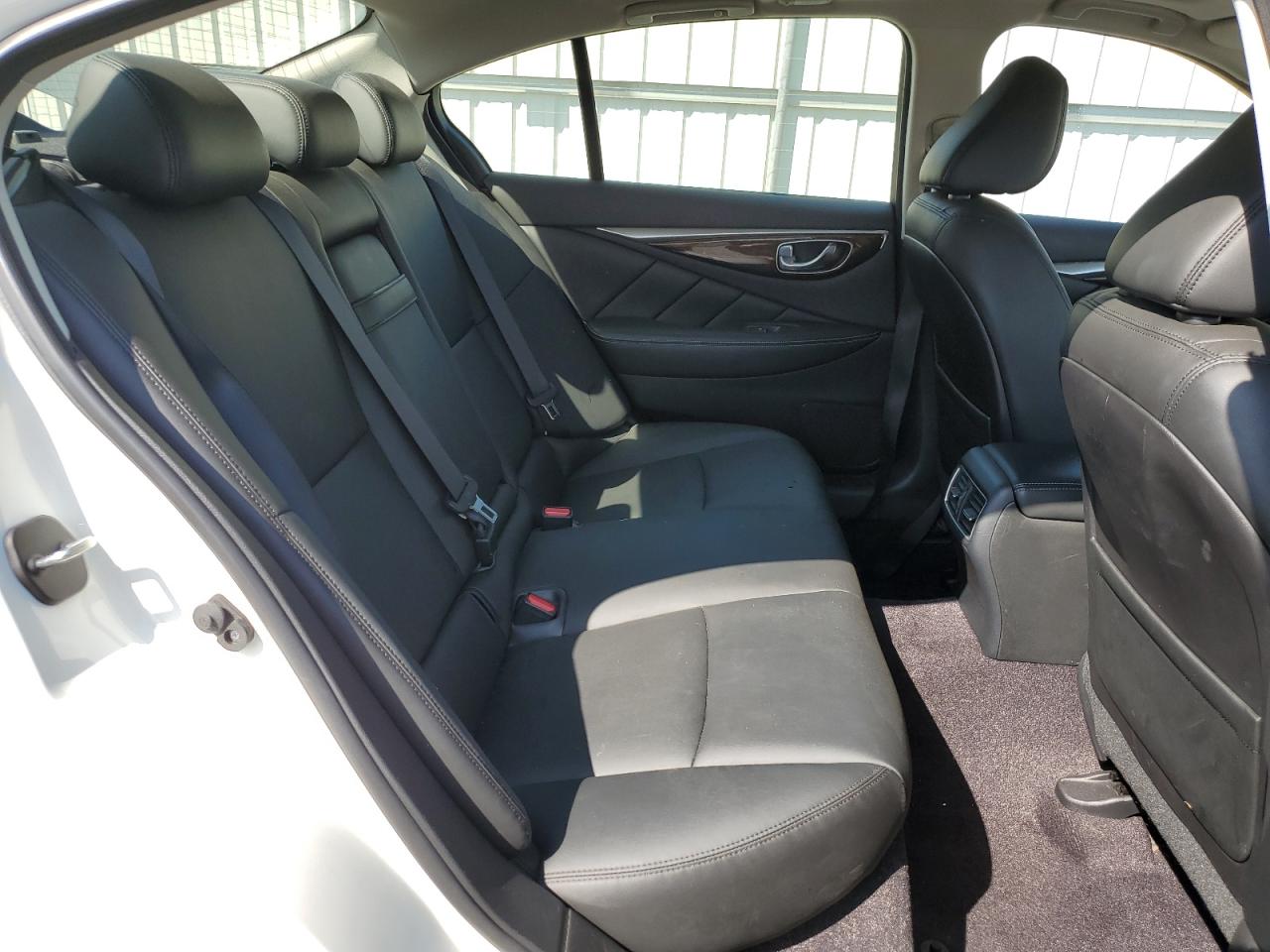 JN1EV7AR8KM555662 2019 Infiniti Q50 Luxe