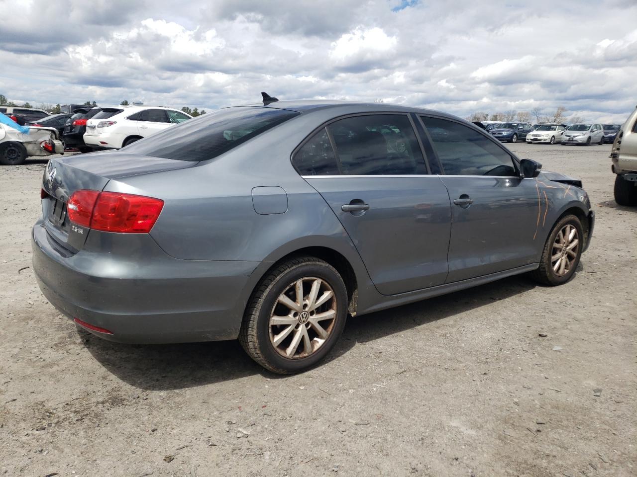 3VWDP7AJ2DM352431 2013 Volkswagen Jetta Se