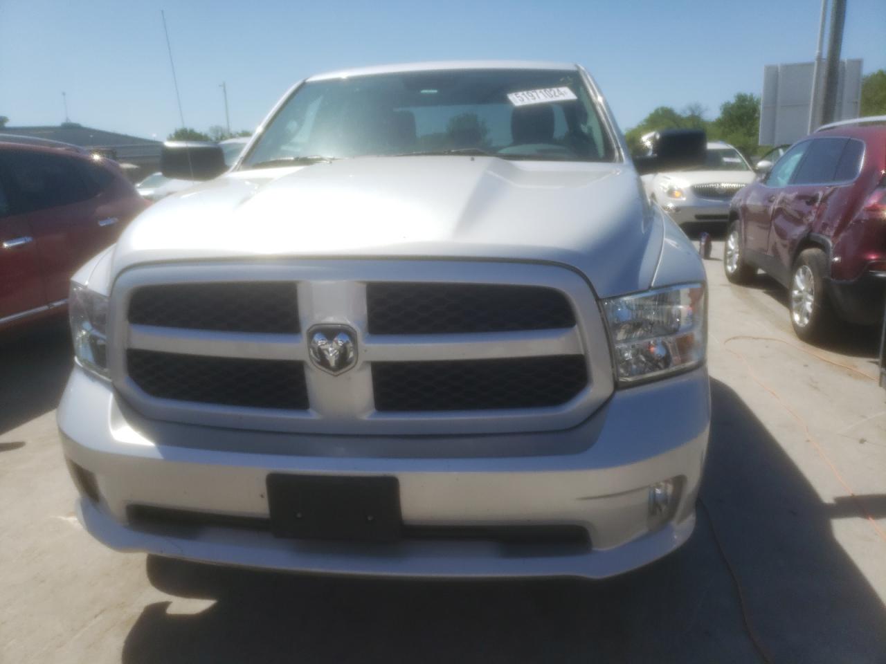 1C6RR7FT2JS186743 2018 Ram 1500 St