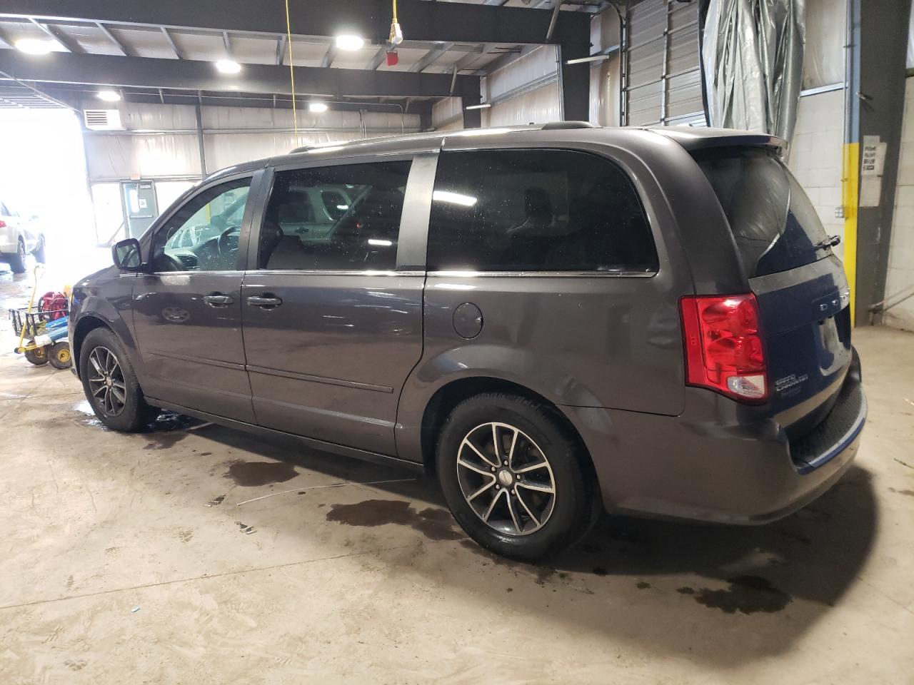 2C4RDGCG7HR838251 2017 Dodge Grand Caravan Sxt