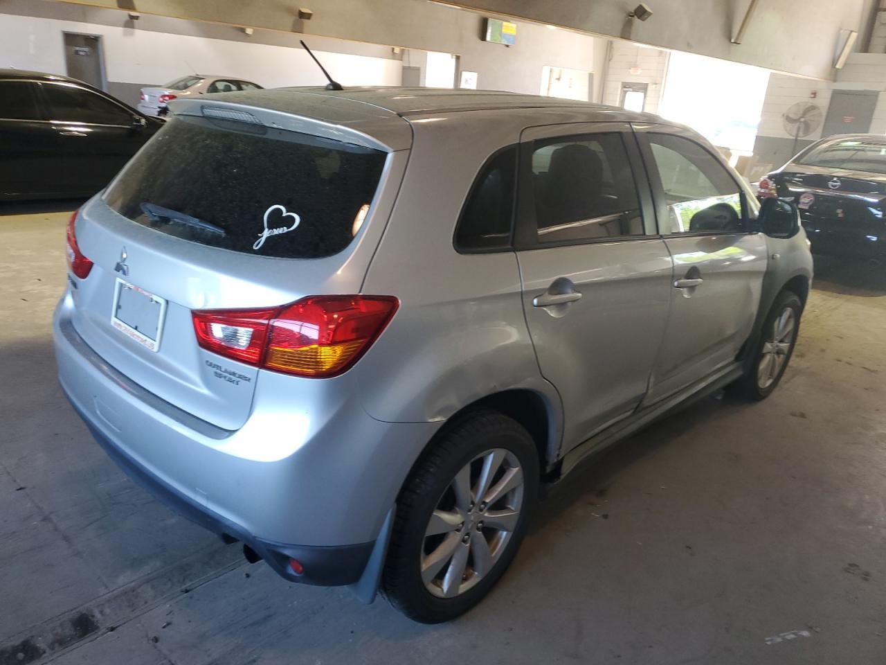 2014 Mitsubishi Outlander Sport Es vin: 4A4AP3AU0EE019671