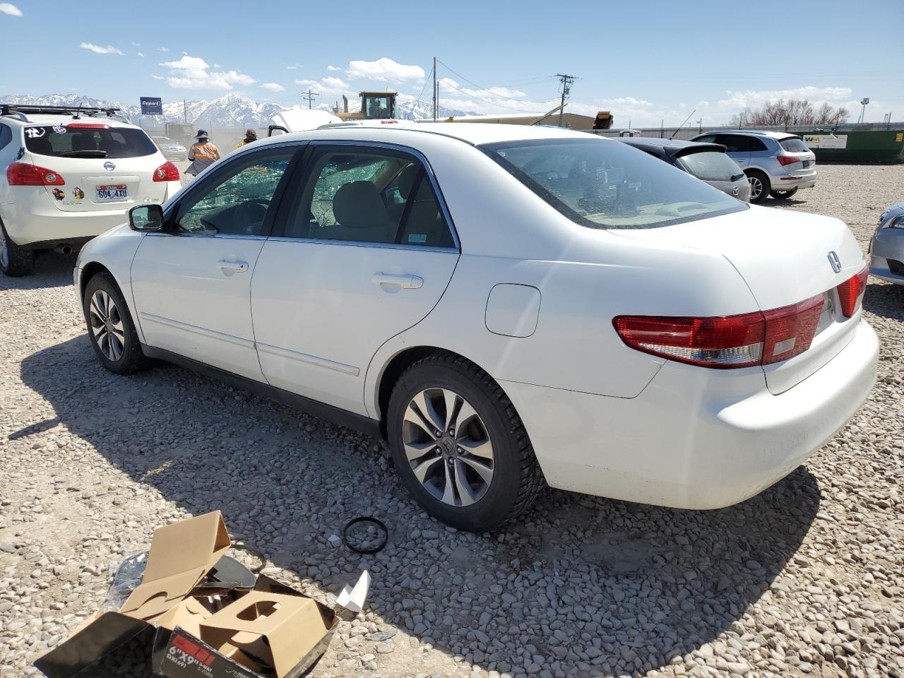 1HGCM56304A136856 2004 Honda Accord Lx