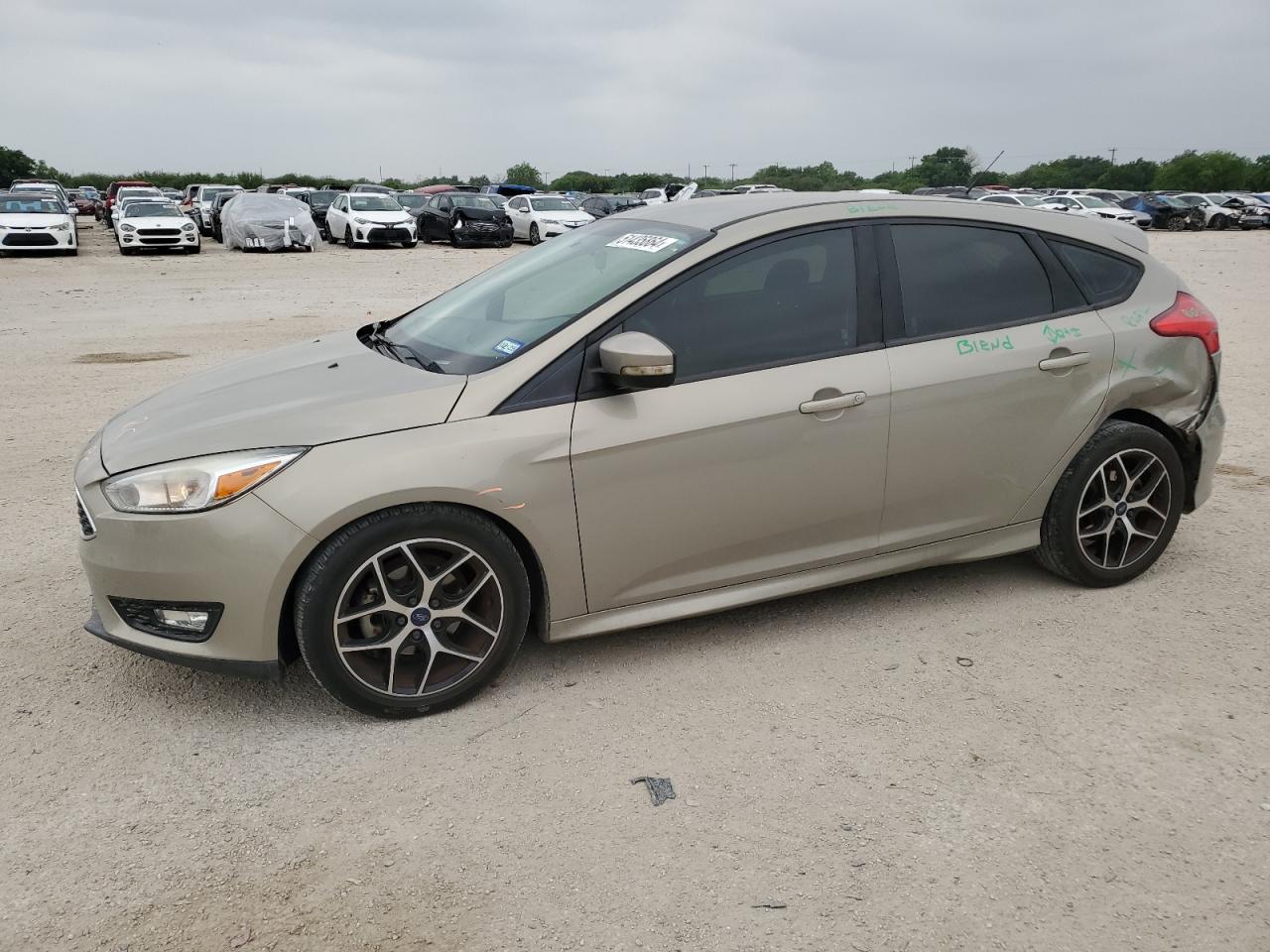 1FADP3K20GL379089 2016 Ford Focus Se