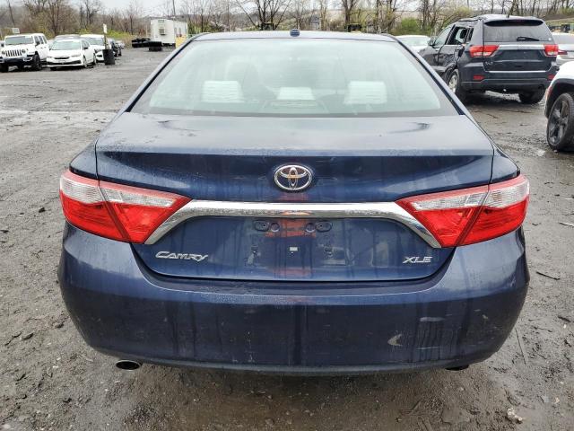 Lot #2510423307 2015 TOYOTA CAMRY XSE salvage car