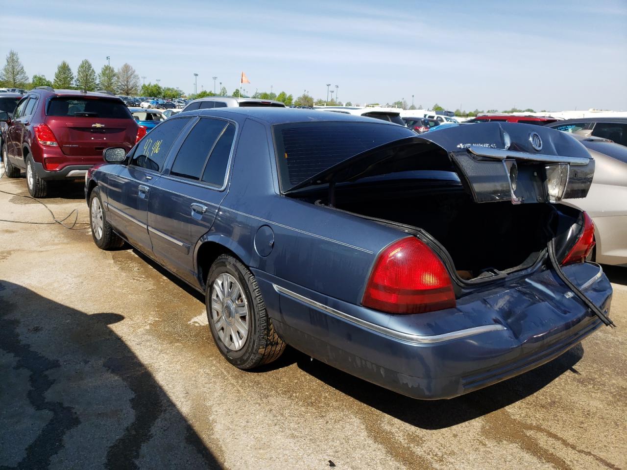 2MEFM74V27X607993 2007 Mercury Grand Marquis Gs