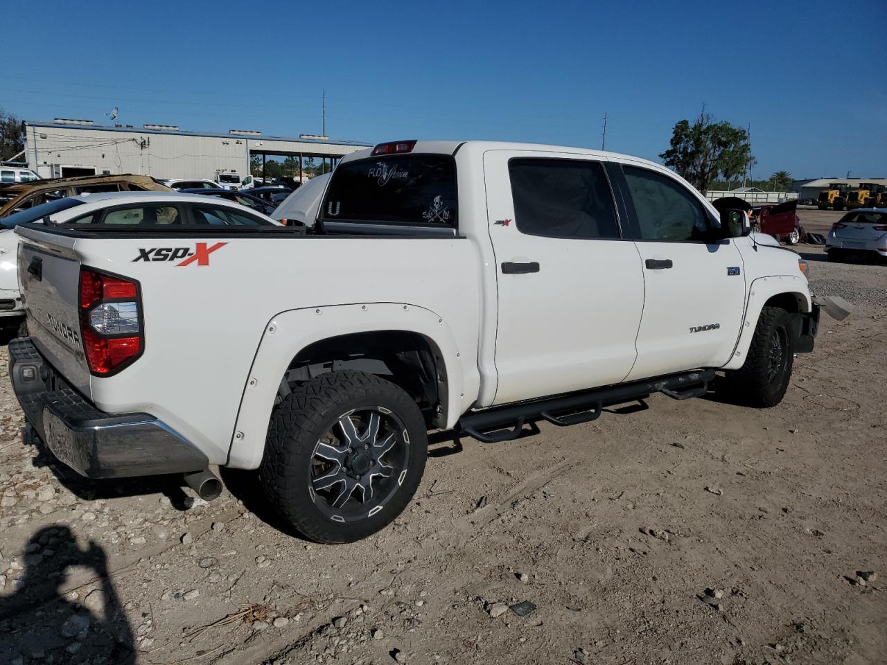 5TFEW5F10GX209385 2016 Toyota Tundra Crewmax Sr5