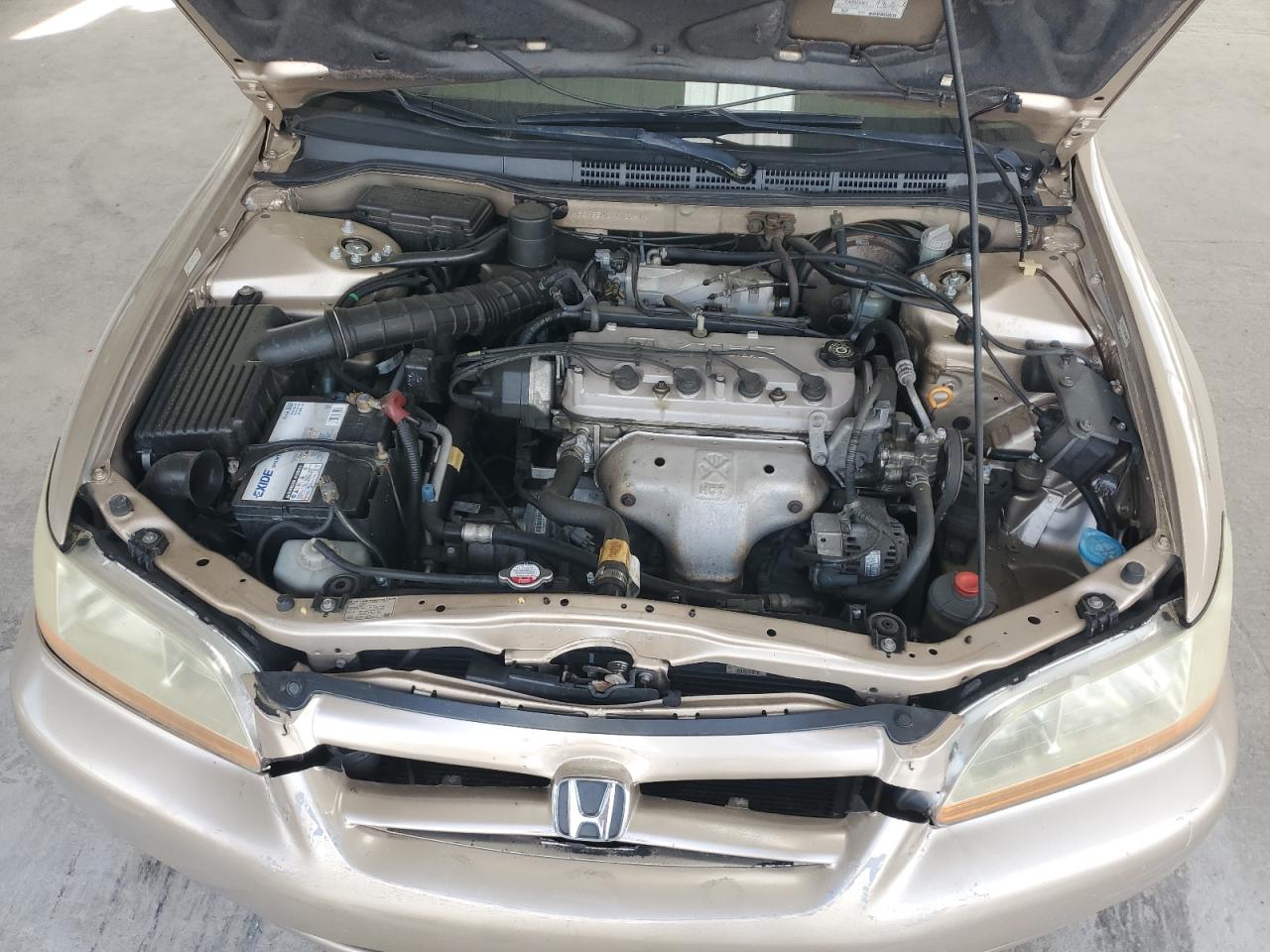 1HGCG55421A122812 2001 Honda Accord Lx