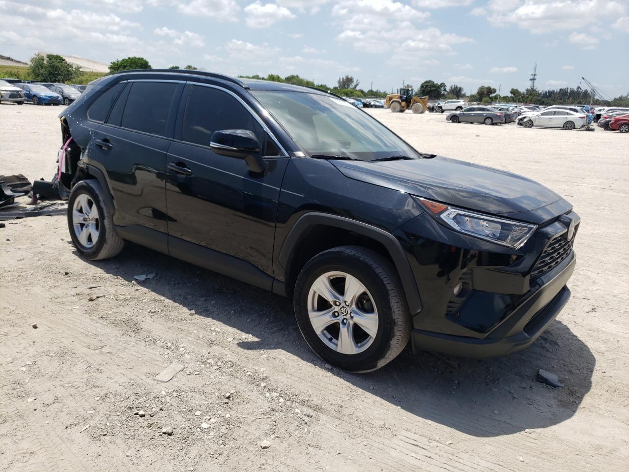 JTMW1RFV2LD046263 2020 Toyota Rav4 Xle