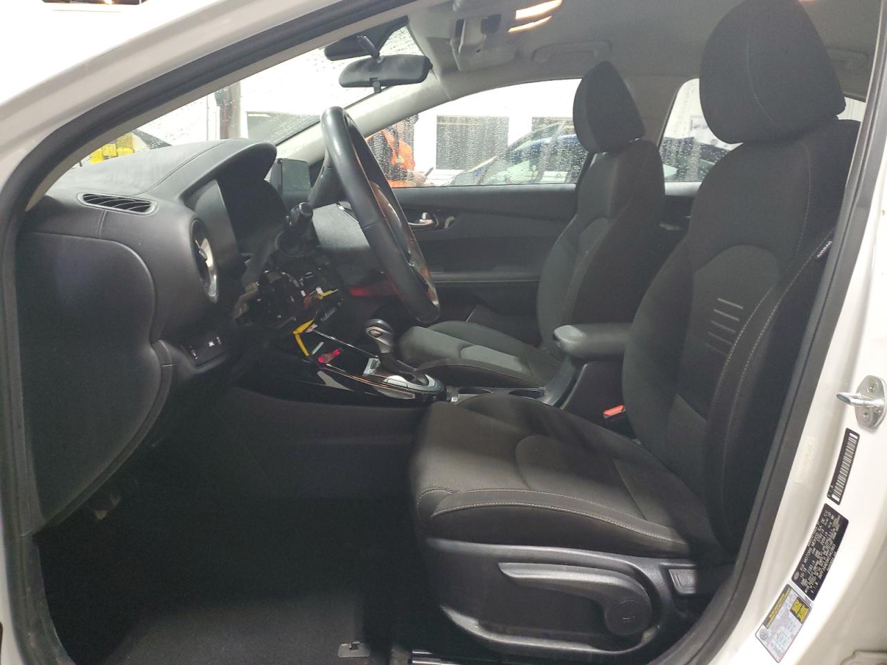 3KPF34AD5KE042863 2019 Kia Forte Gt Line