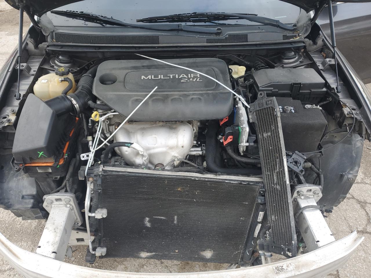 1C3CCCAB2FN571950 2015 Chrysler 200 Limited