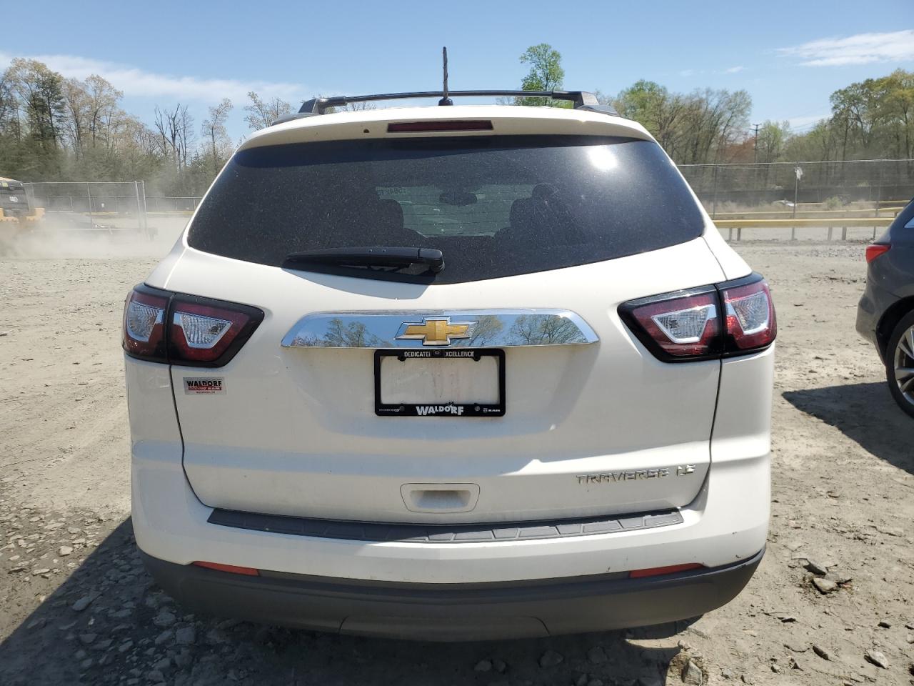 1GNKRFED6EJ172006 2014 Chevrolet Traverse Ls