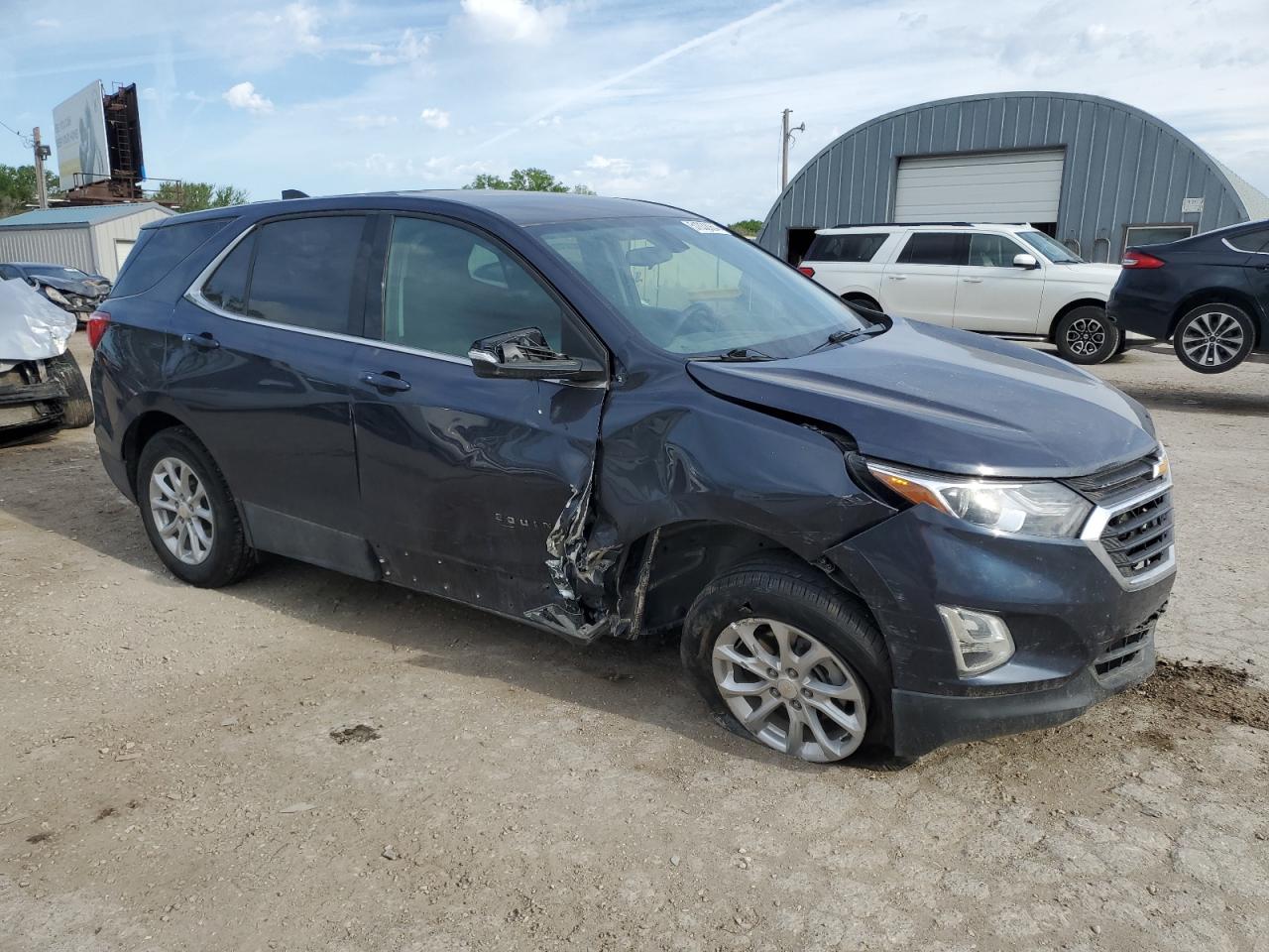 3GNAXJEV7JL105625 2018 Chevrolet Equinox Lt