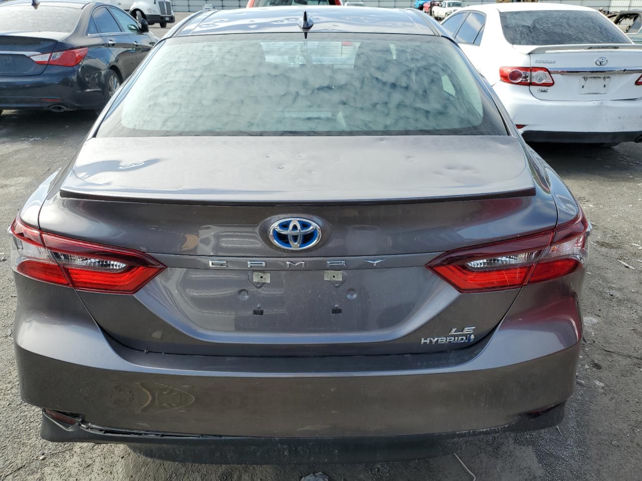 4T1C31AK0NU570098 2022 Toyota Camry Le