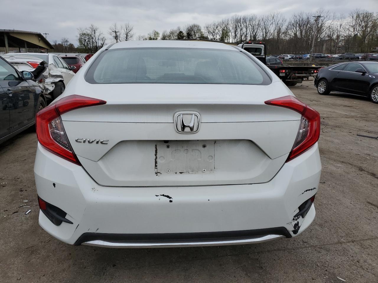 2HGFC2F66KH526061 2019 Honda Civic Lx
