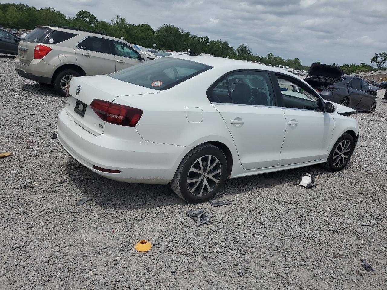 3VWDB7AJ0HM370401 2017 Volkswagen Jetta Se