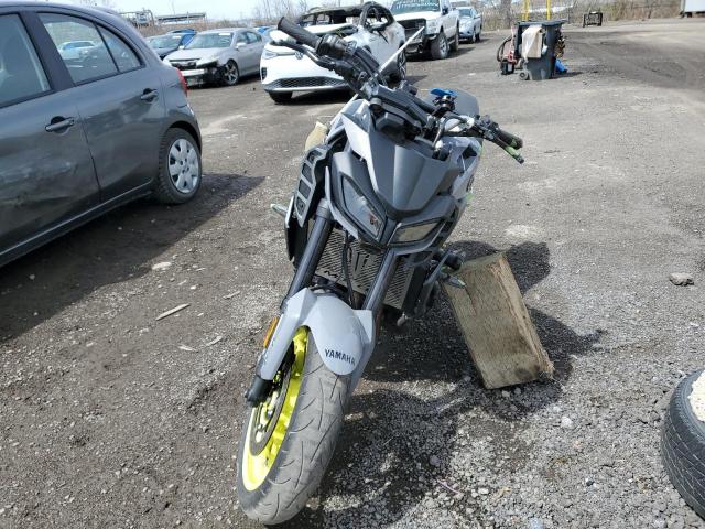2017 YAMAHA FZ09 JYARN53N3HA000587