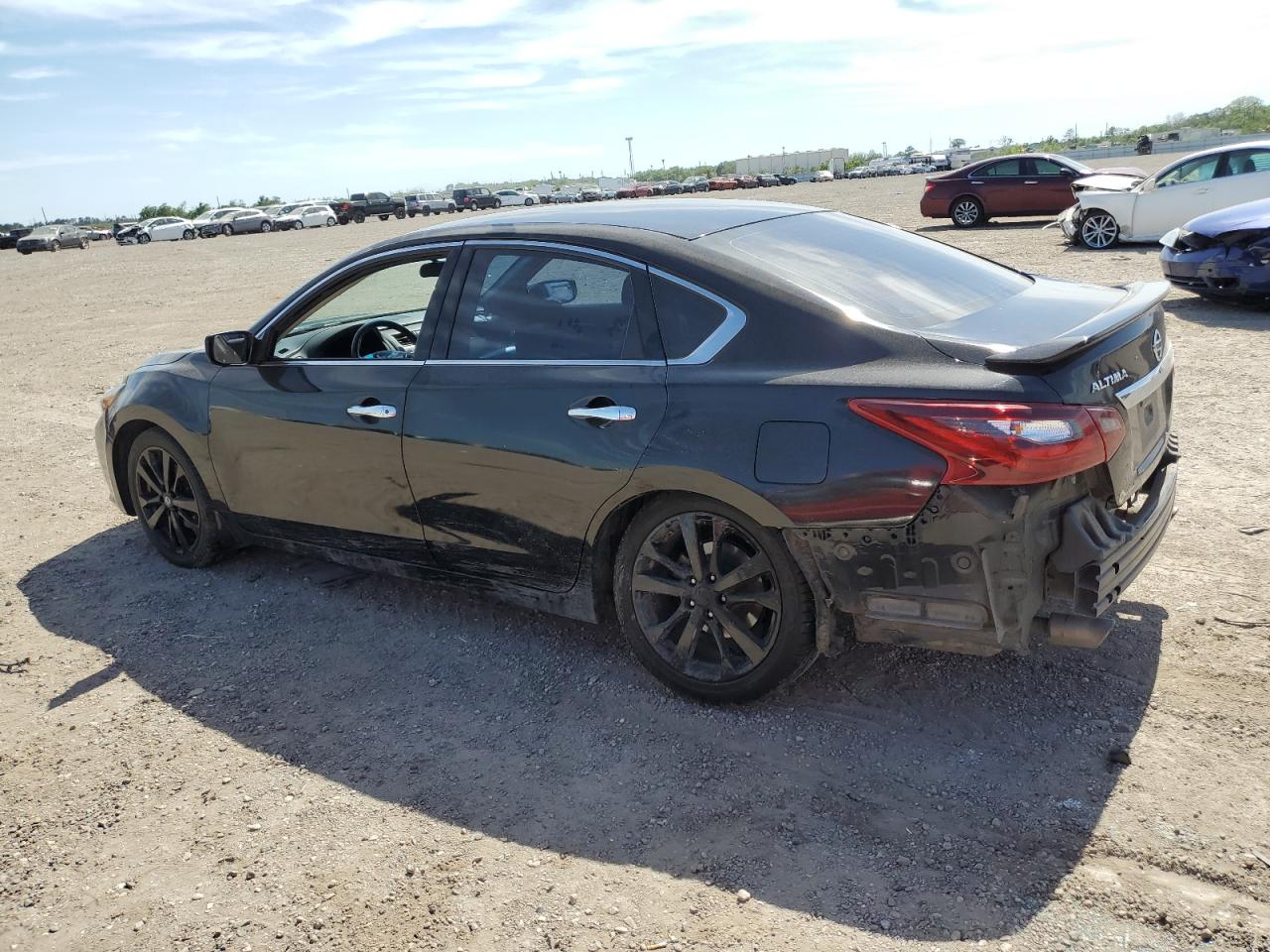 2017 Nissan Altima 2.5 vin: 1N4AL3AP5HN345053