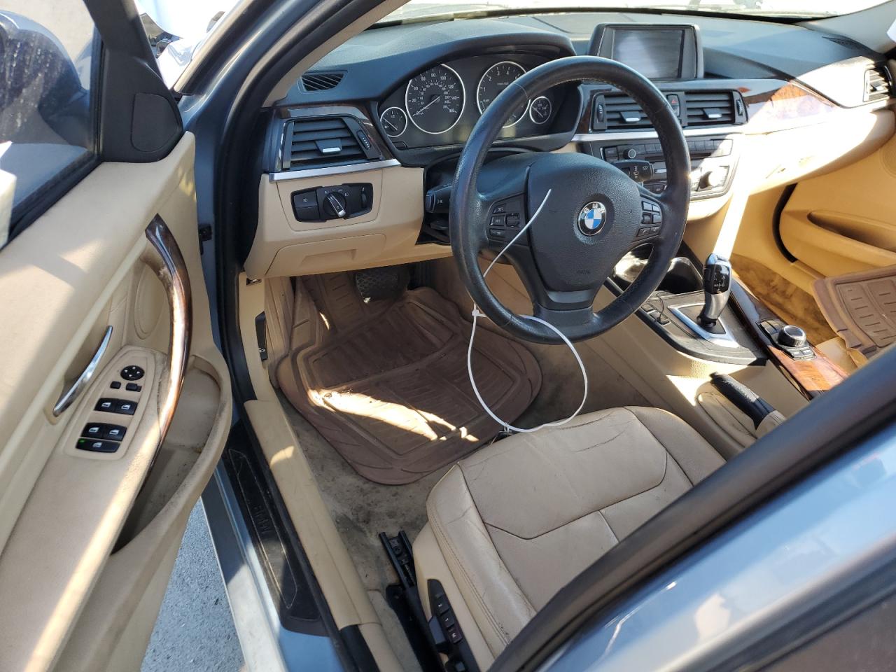 WBA3B1C57EK134775 2014 BMW 320 I