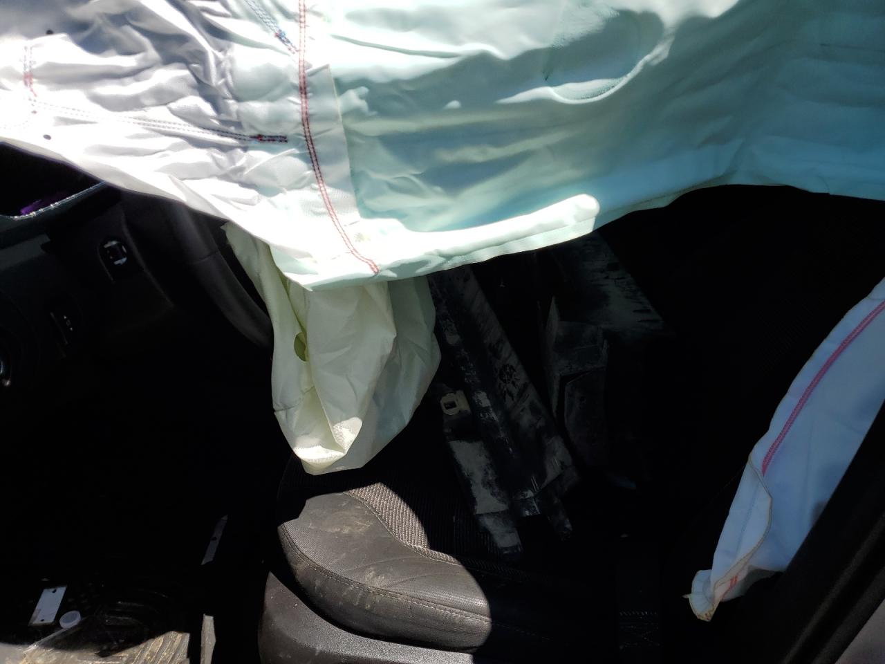 1FAHP2E87FG105228 2015 Ford Taurus Sel