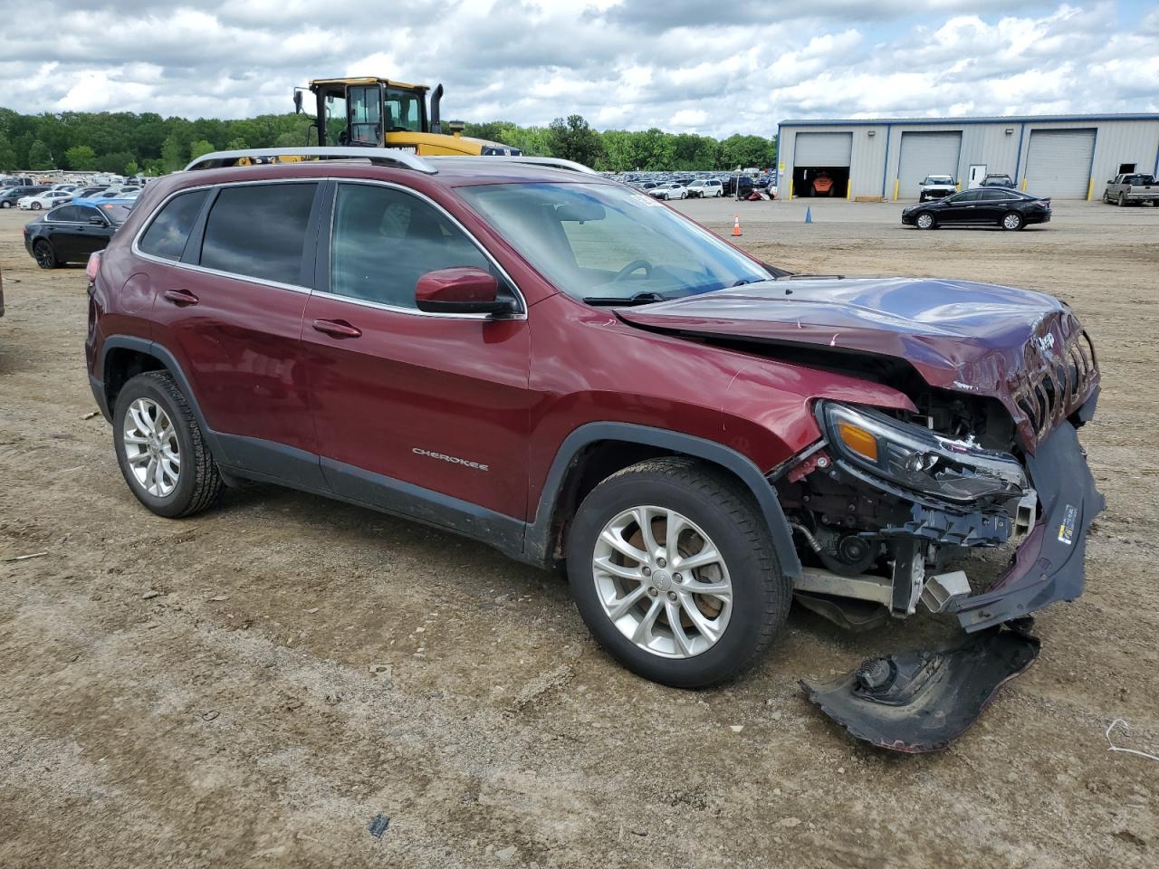 2019 Jeep Cherokee Latitude vin: 1C4PJLCB2KD406352