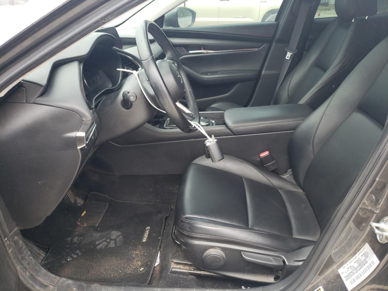 JM1BPACL2K1108830 2019 Mazda 3 Preferred Plus