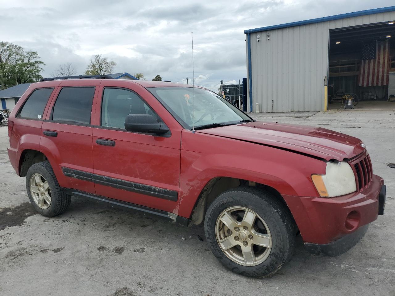 1J4GR48KX5C705129 2005 Jeep Grand Cherokee Laredo