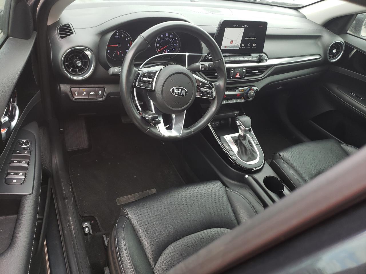 3KPF54AD6ME284946 2021 Kia Forte Ex