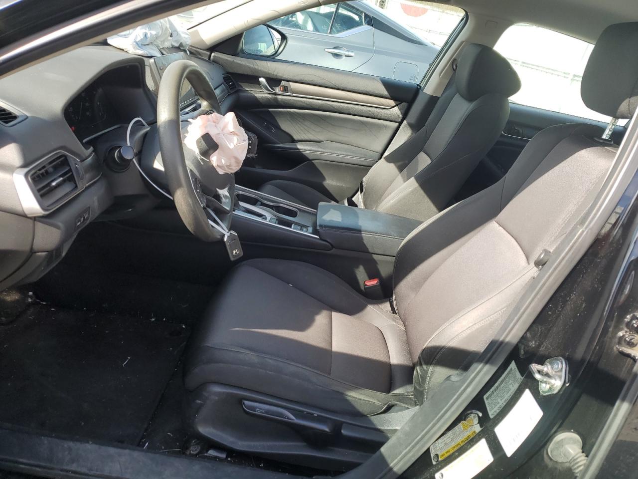 1HGCV1F19JA122051 2018 Honda Accord Lx