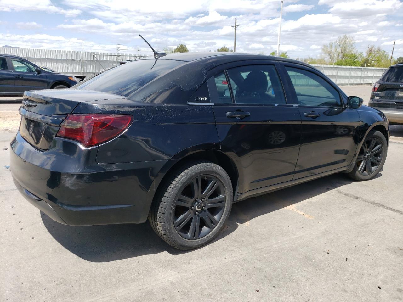 2013 Chrysler 200 Touring vin: 1C3CCBBB4DN679315