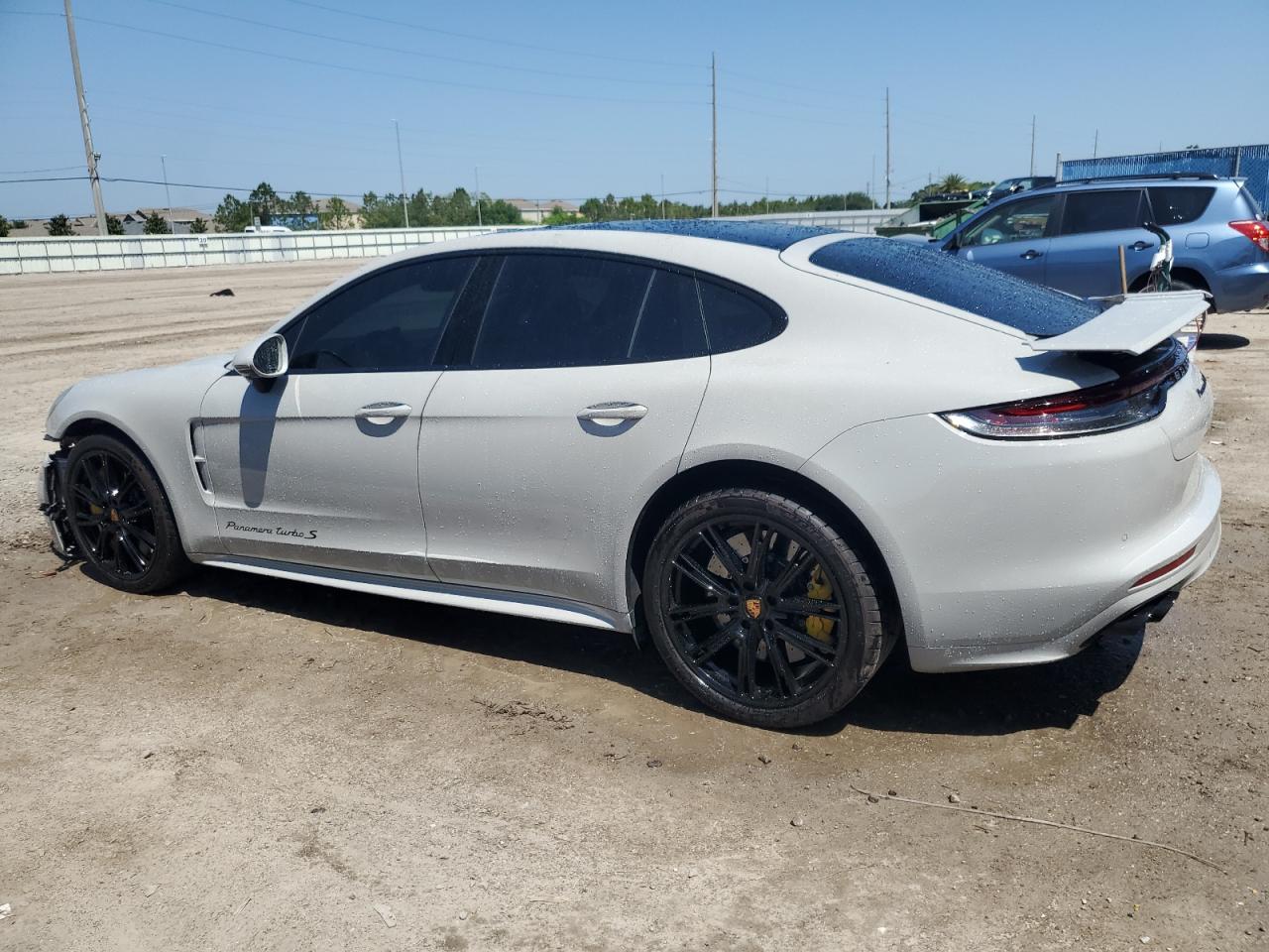 WP0AF2A71NL140008 2022 Porsche Panamera Turbo S