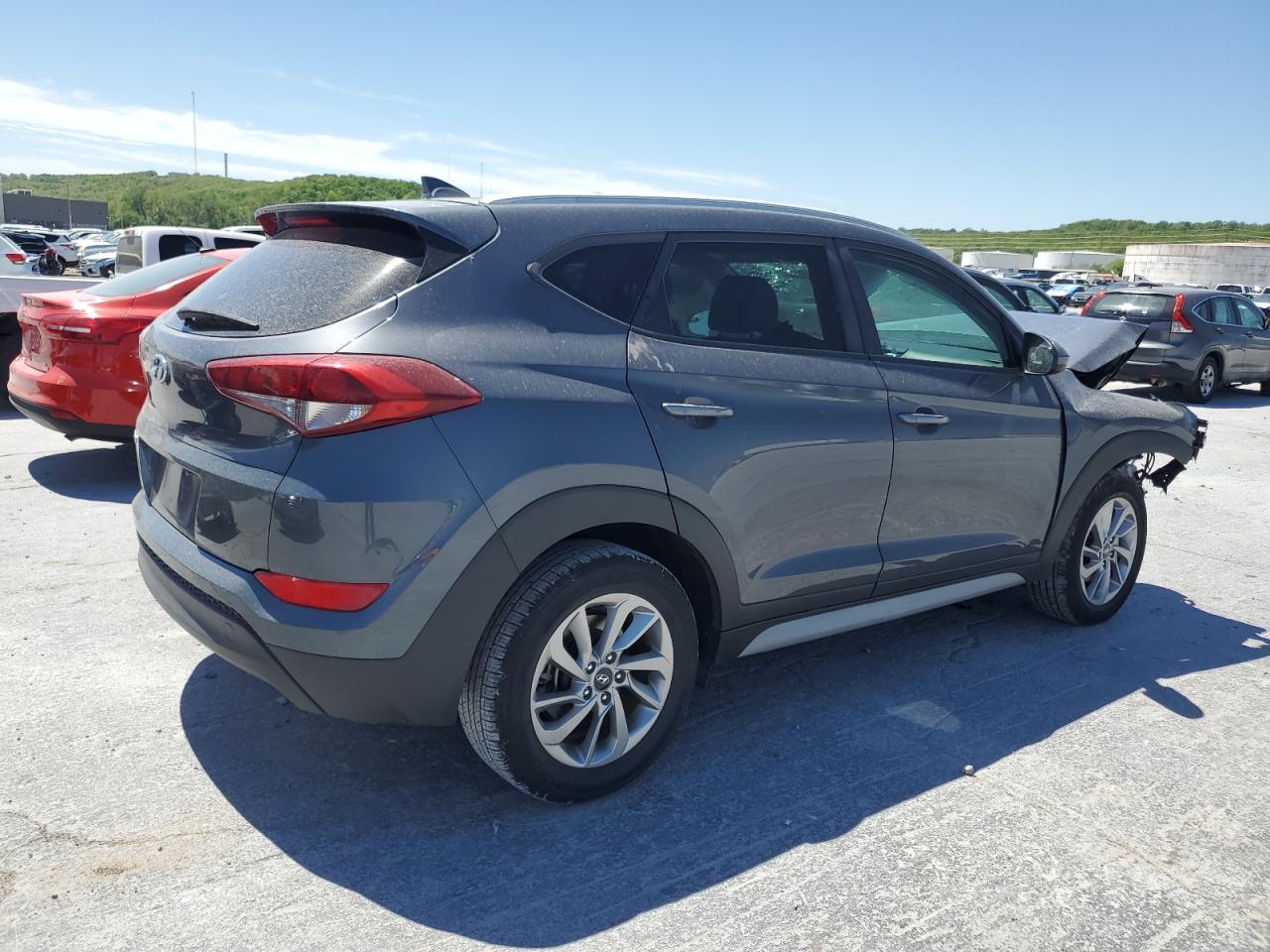 KM8J33A47JU600678 2018 Hyundai Tucson Sel