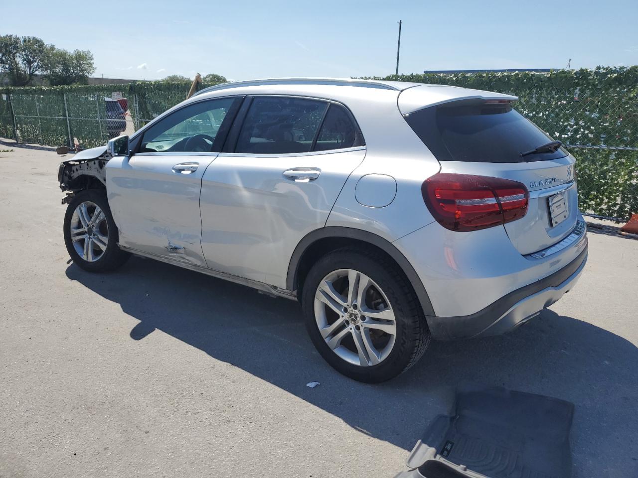 WDCTG4EBXKU005416 2019 Mercedes-Benz Gla 250