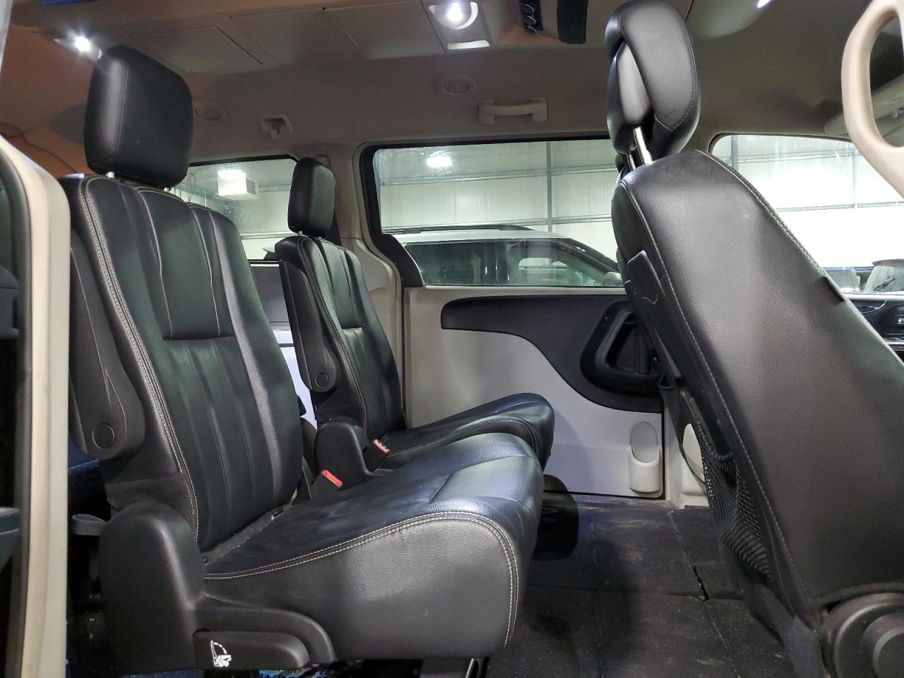 2C4RC1BG7GR164490 2016 Chrysler Town & Country Touring