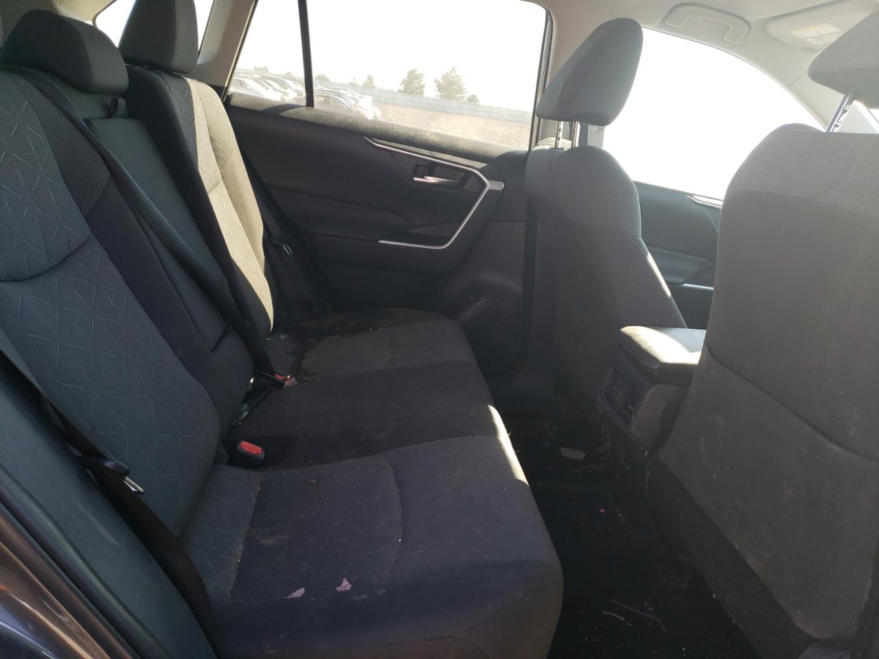 2T3P1RFV8NC285568 2022 Toyota Rav4 Xle